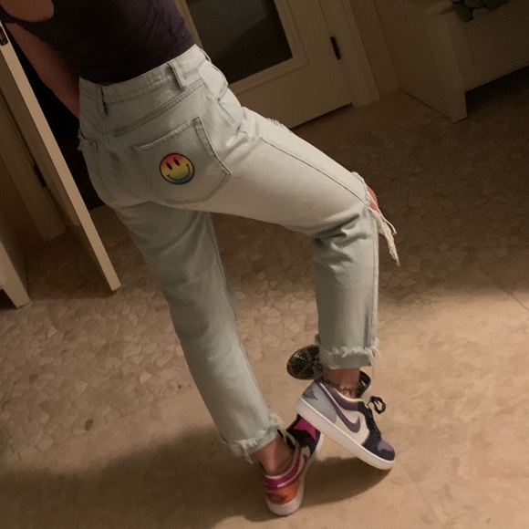 Host Pick! Sequin Smiley Face Patch Distressed Jeans Light Wash Boyfriend Jeans - Picture 14 of 16